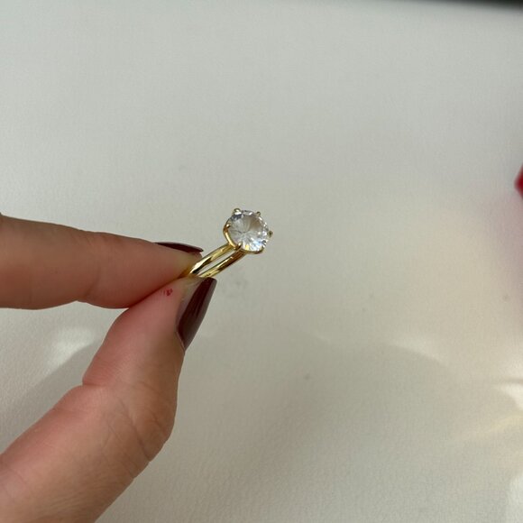 14k Gold 6-Prong 2ct Round Engagement Ring - Picture 4 of 6